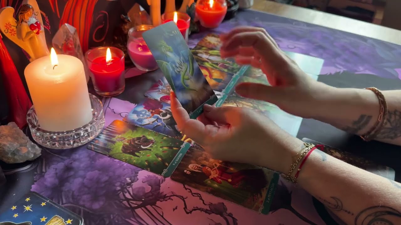 😲Tento muž prichádza, aby Ti povedal, čo má na srdci❤️Vie, že Ti dlží mnohé odpovede🌠#výkladkaret 