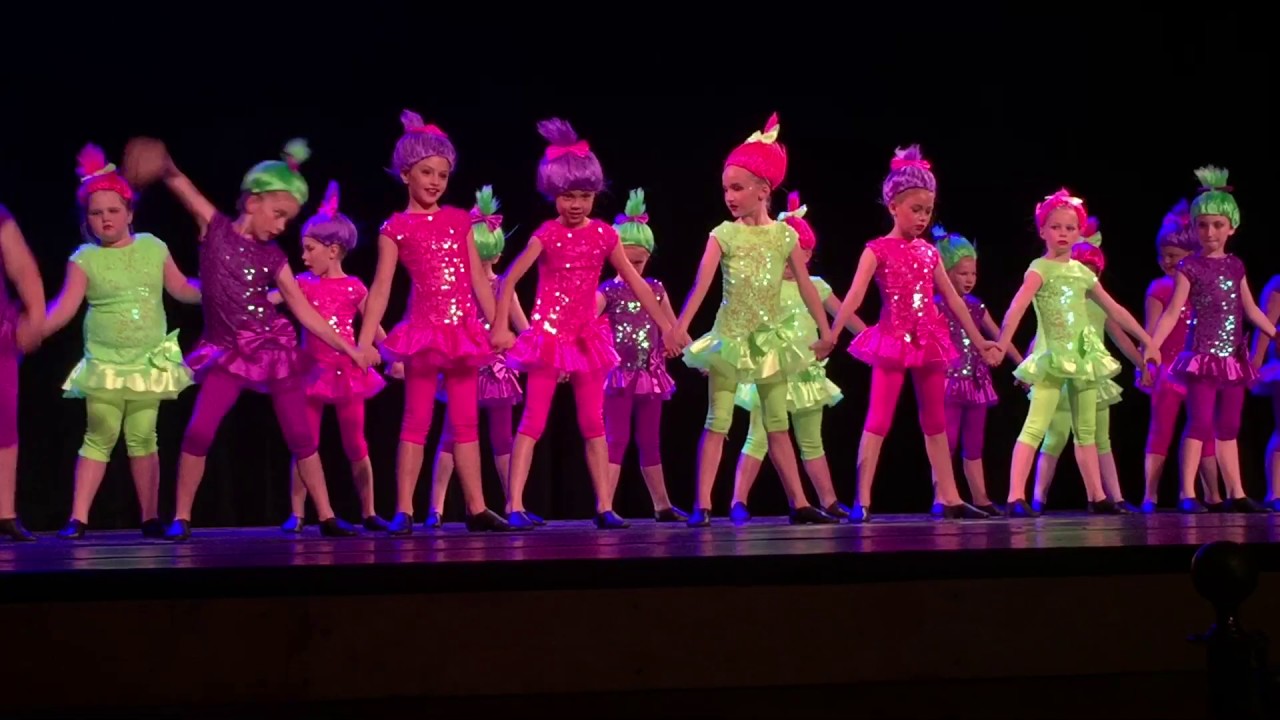 Shelby Troll Dance 2017