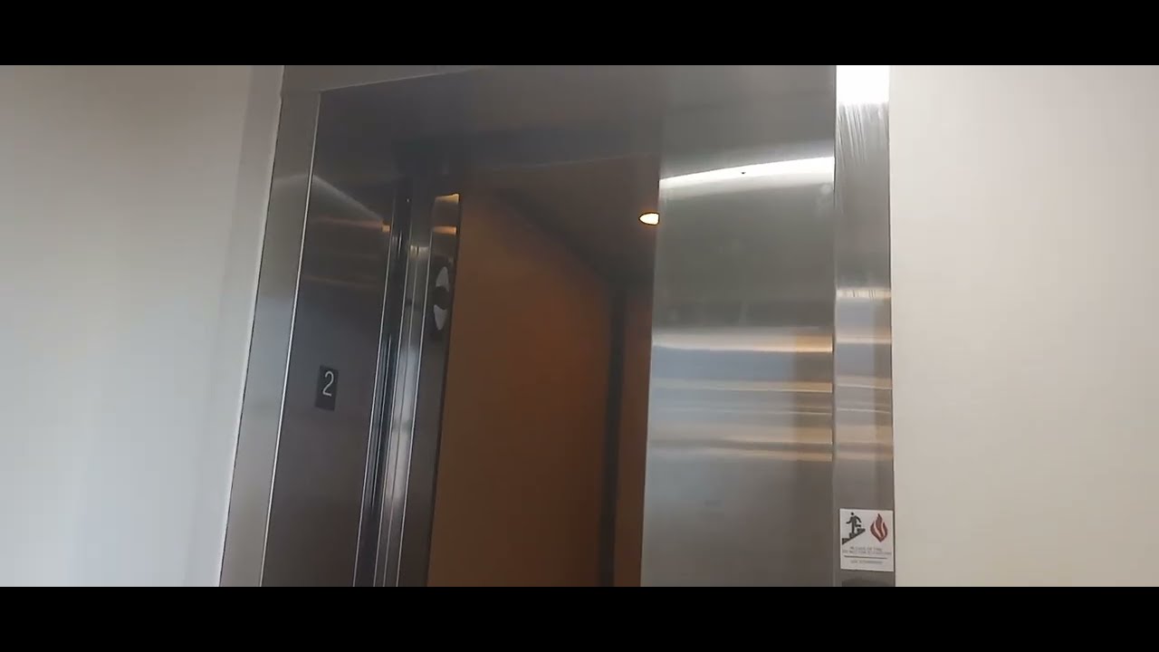 Schindler HT ￼Elevator -Dicks Sporting Goods Destiny USA mall Syracuse NY