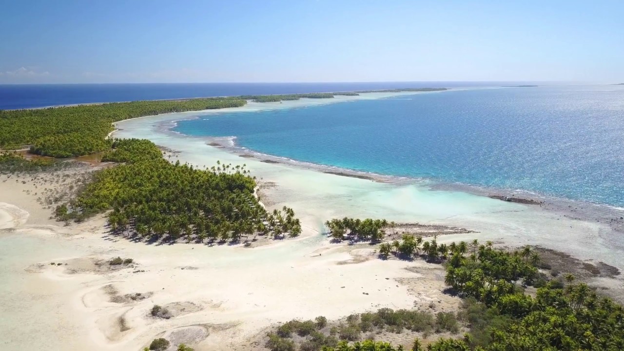 The magical Blue Lagoon of Rangiroa