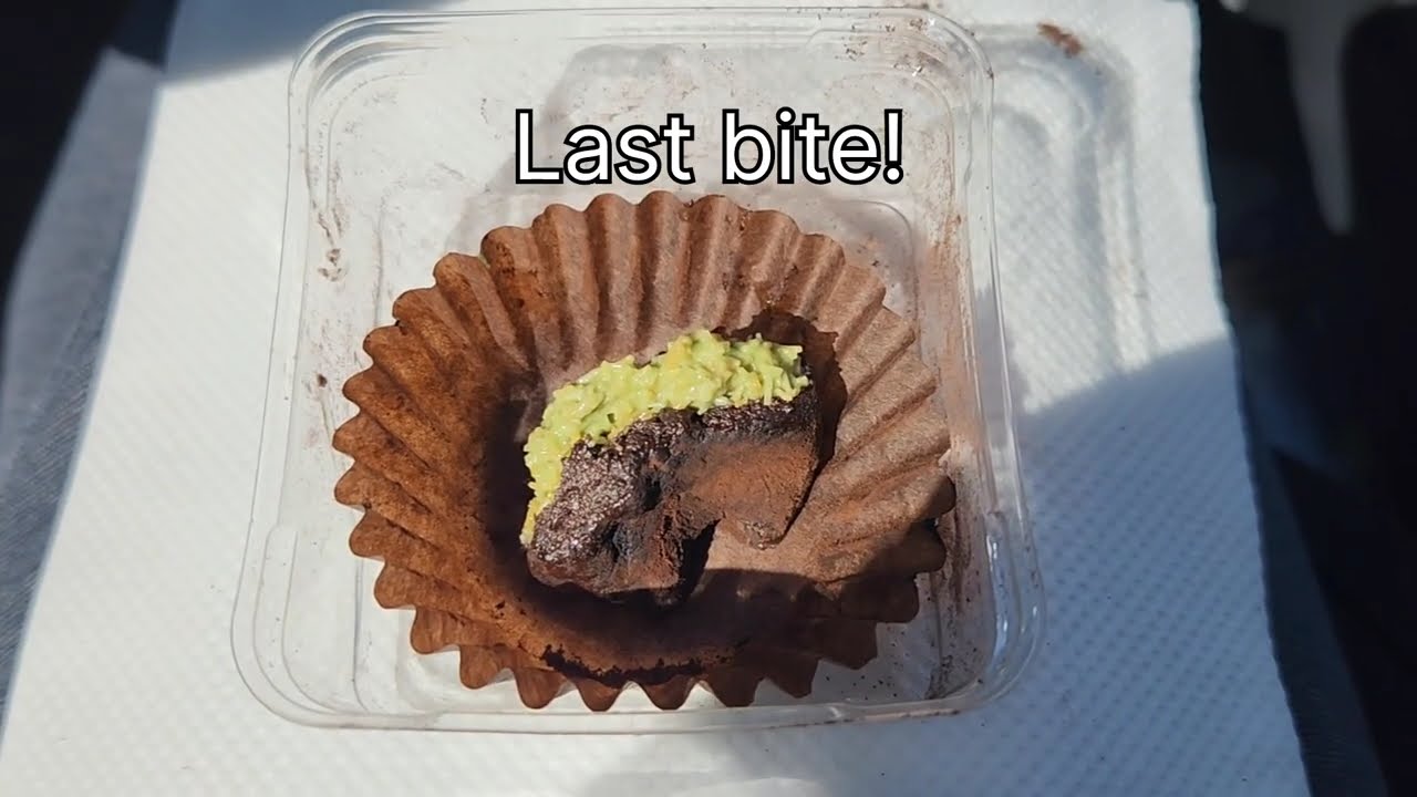 How Many Bites Before I Finish a Dubai Cookie?