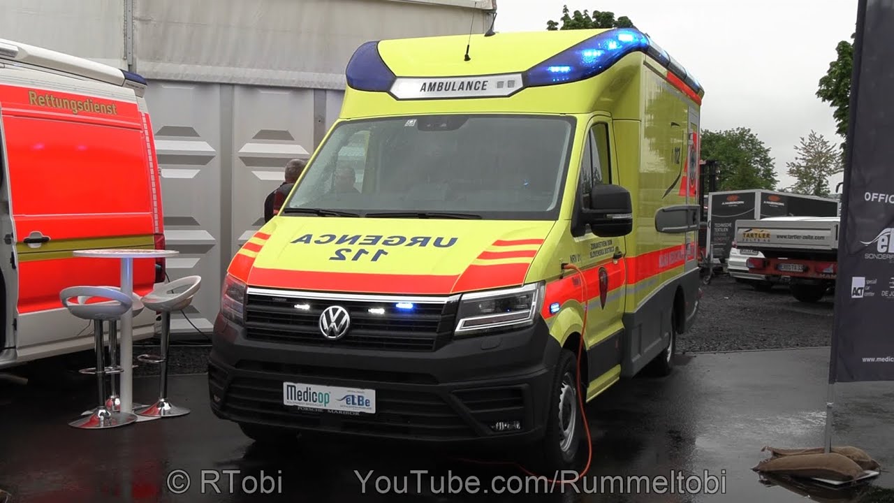 Slovenian VW Crafter/ Medicop Ambulance - exterior, light setup & interior - Rettmobil 2023, Germany