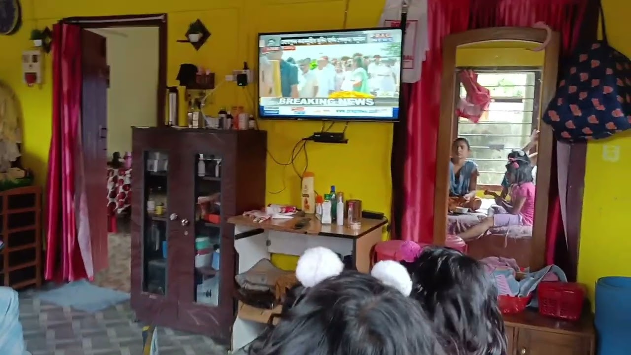 Rafnaz's family looking Zubeen Garg...on TV