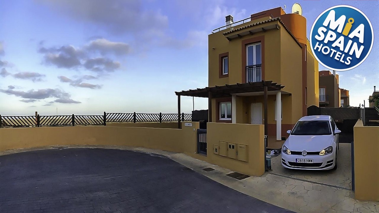 Villadunas - with luxury hot tub | Fuerteventura, Spain | Hotel Review 🏩