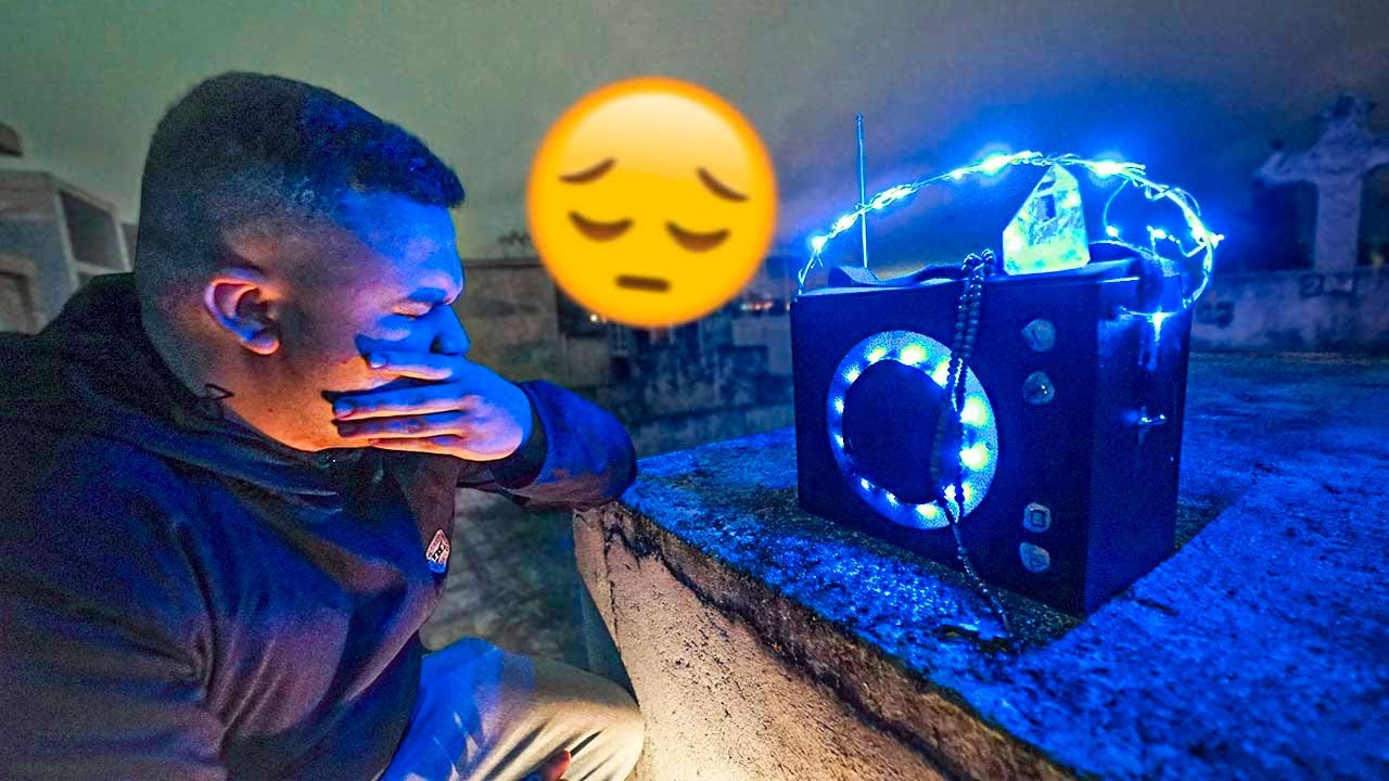 FOMOS AO CEMITERIO E ELE SE EMOCIONOU AO FALAR COM ESPIRITO DO TIO DELE!