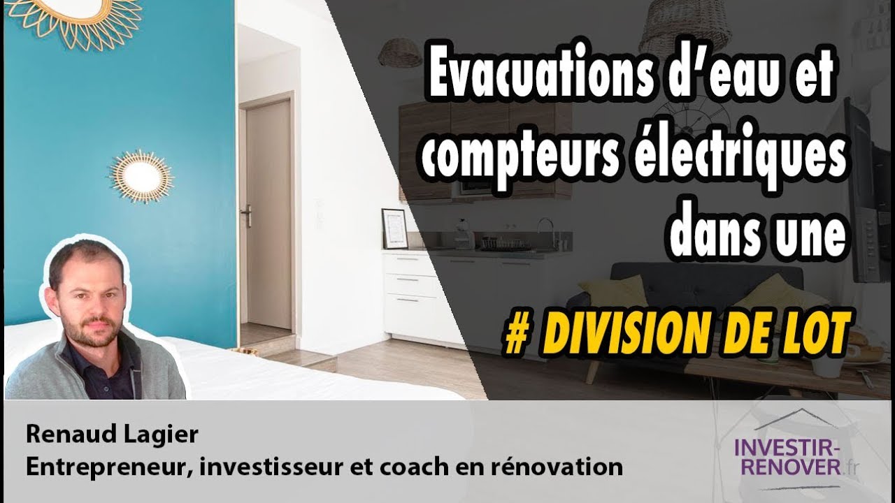 Evacuations d'eau et compteurs électriques dans une division de lot
