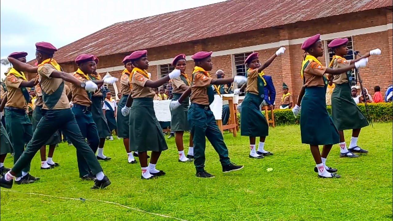 Pathfinder Parade Akarasisi katangaje abantu bose J,A Adventist Youth pArade Irebere nAw