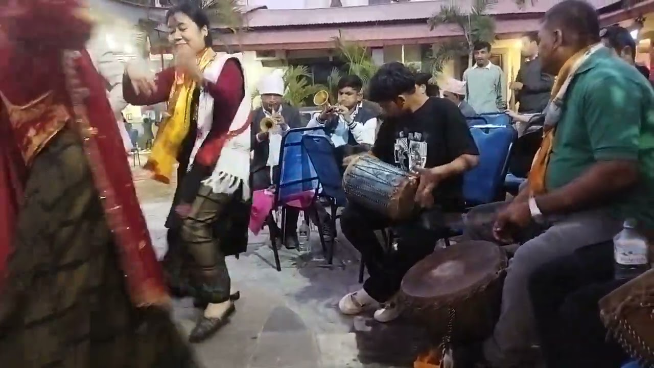 घम्सा घम्सी नाच पन्छे बाजामा ❣️