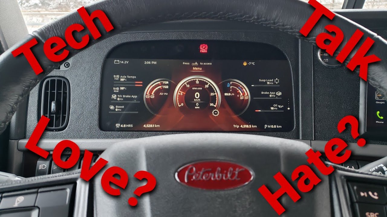Peterbilt 389 Digital Dash, a driving review.  Do you love it or hate it? 🤔