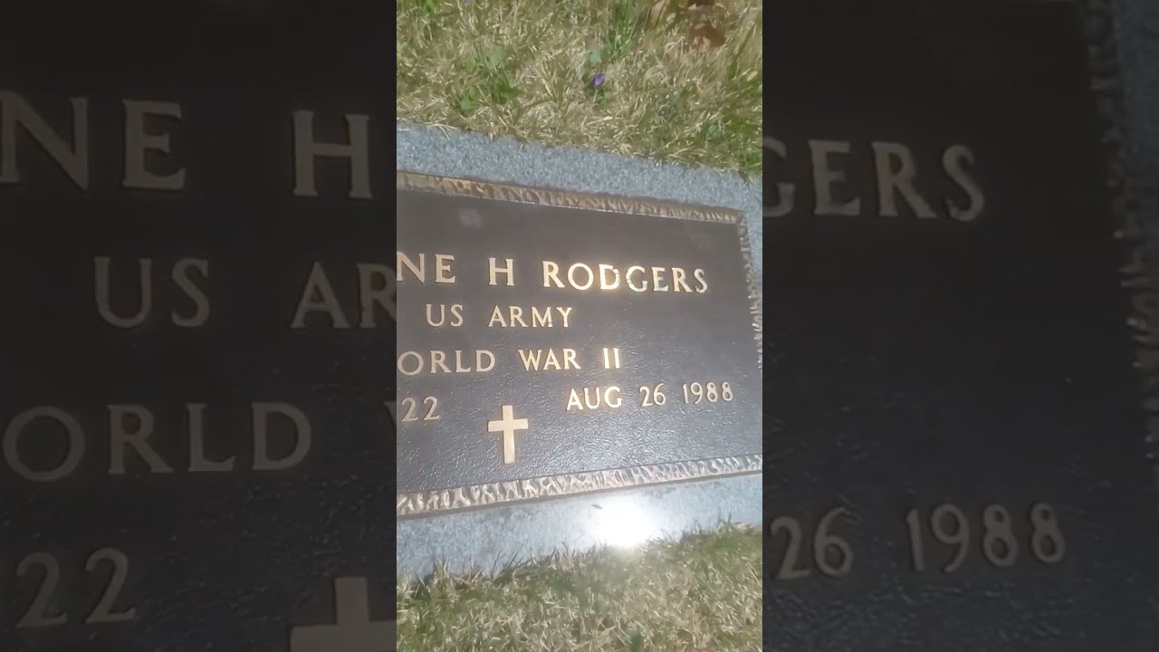 DuWayne H Rodgers US Army WWII Veteran Grave 