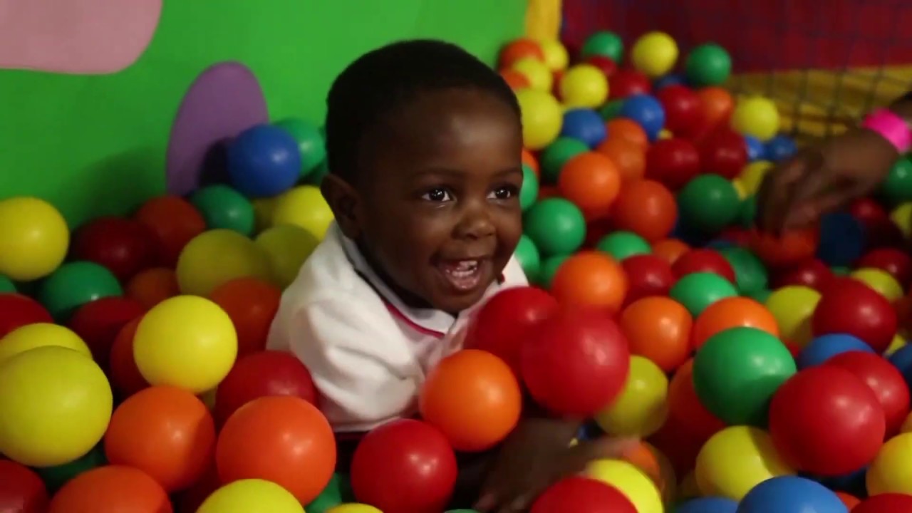 Kids Ultimate Indoor Soft Play Centre - Gambado