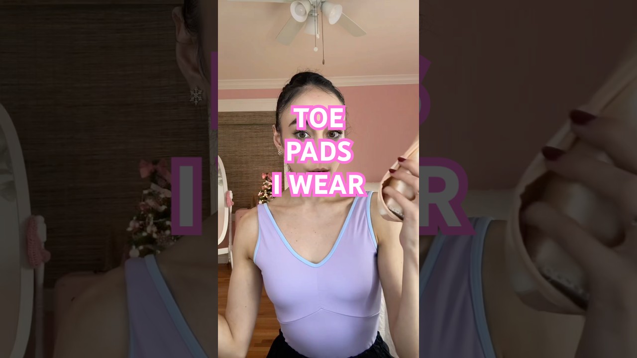 TOE PADS I WEAR #ballerina#ballet#dancer#pointeshoes#pointe#padding#didyouknow#funfact#highheels