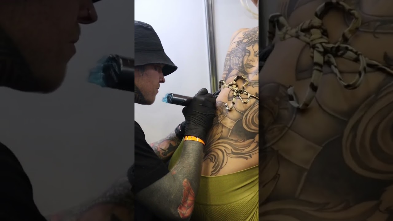 🐍 Backpiece In Progress By Dale McGovern @ Manchester Tattoo Convention #tattuba #shorts #tattoo