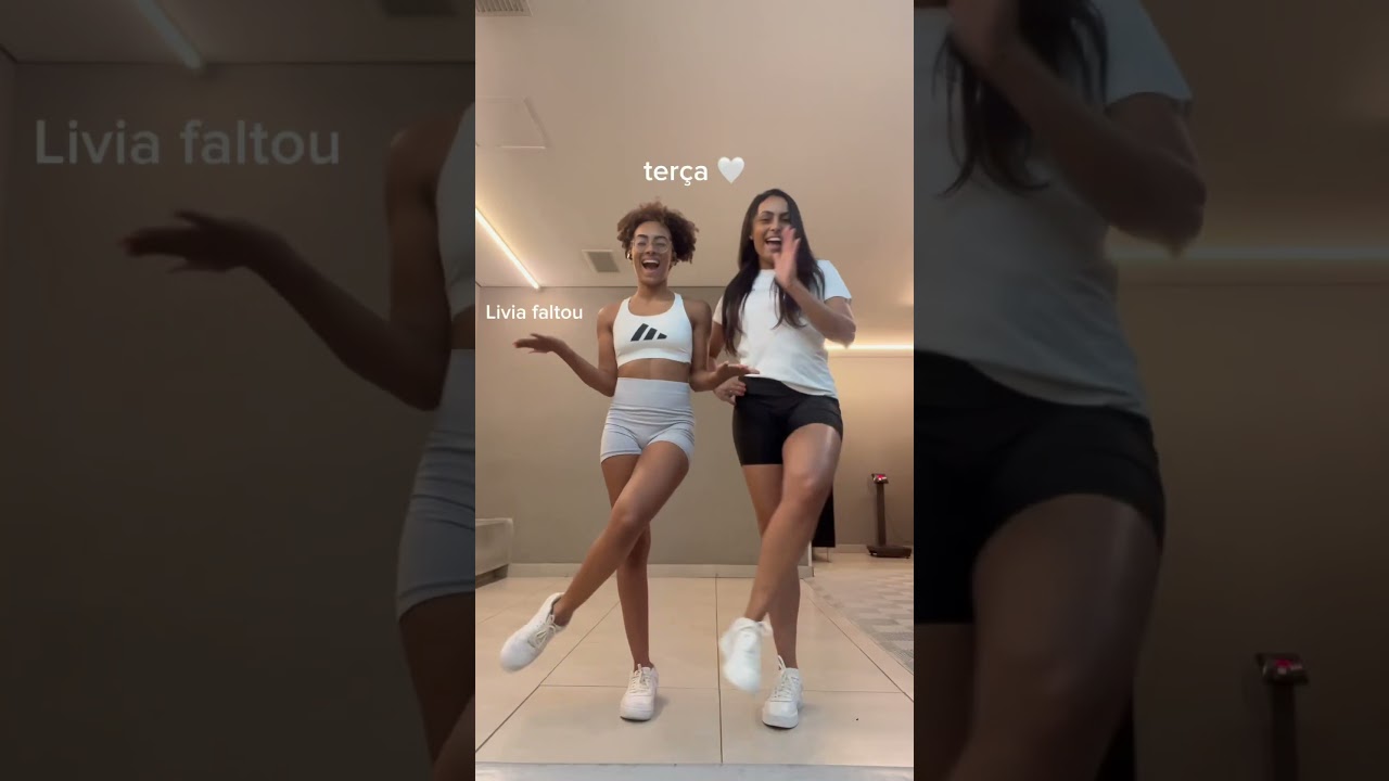 Combinando a cor dos looks por uma semana Hahhaa vem ver 😱🥹 #academia #fyp #meme #trend