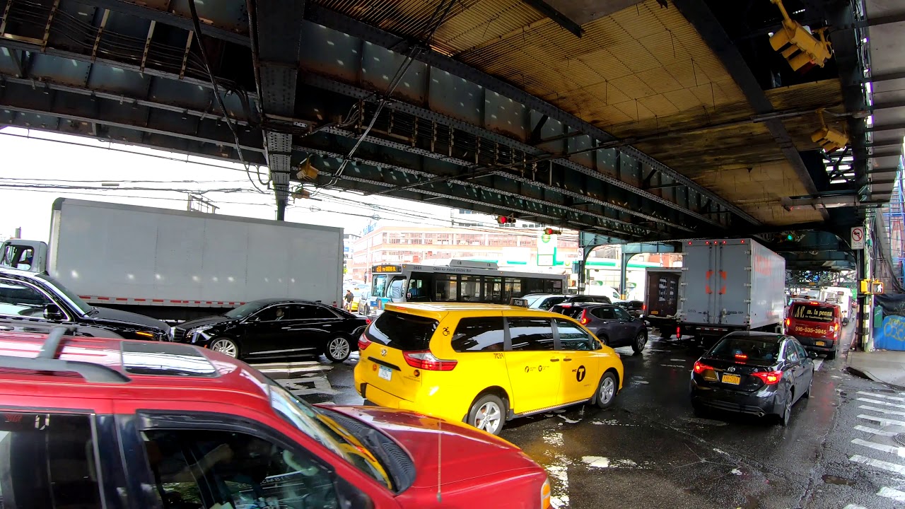 ⁴ᴷ⁶⁰ NYC Traffic Blocking the Box / Gridlock at Queens Blvd & Skillman Ave (May 23, 2019)