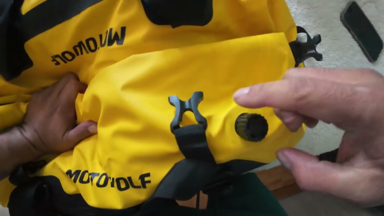 Bolso para viajes Motowolf de 40 litros impermeable material PVC buen&iacute;simo✅👍🏻