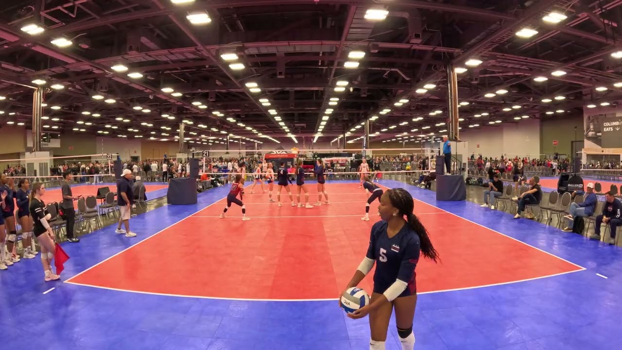 Metro 14 Travel v Legacy 14-1 ADIDAS