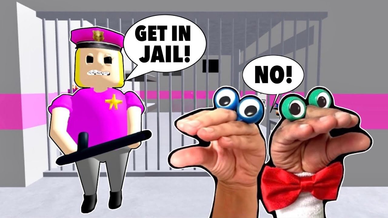 POLICE GIRL PRISON RUN! ROBLOX OBBY