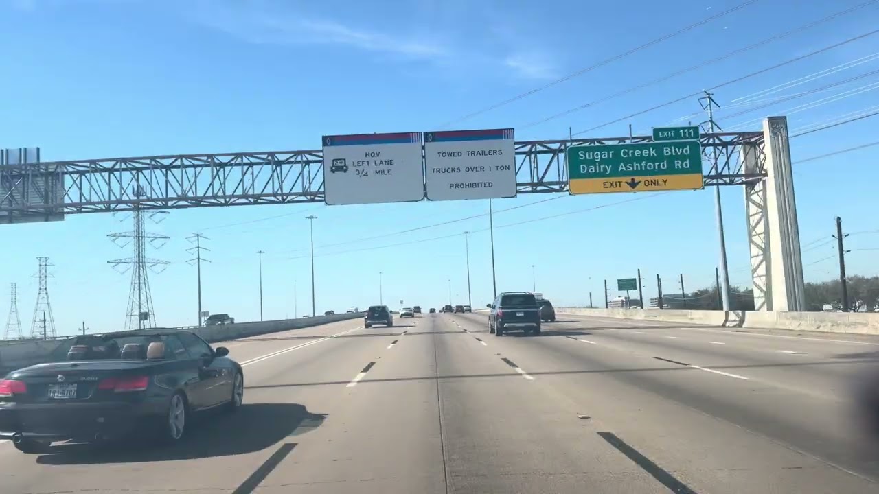 Sunday Morning drive : Chimney Rock to First Colony Mall , Houston, Texas