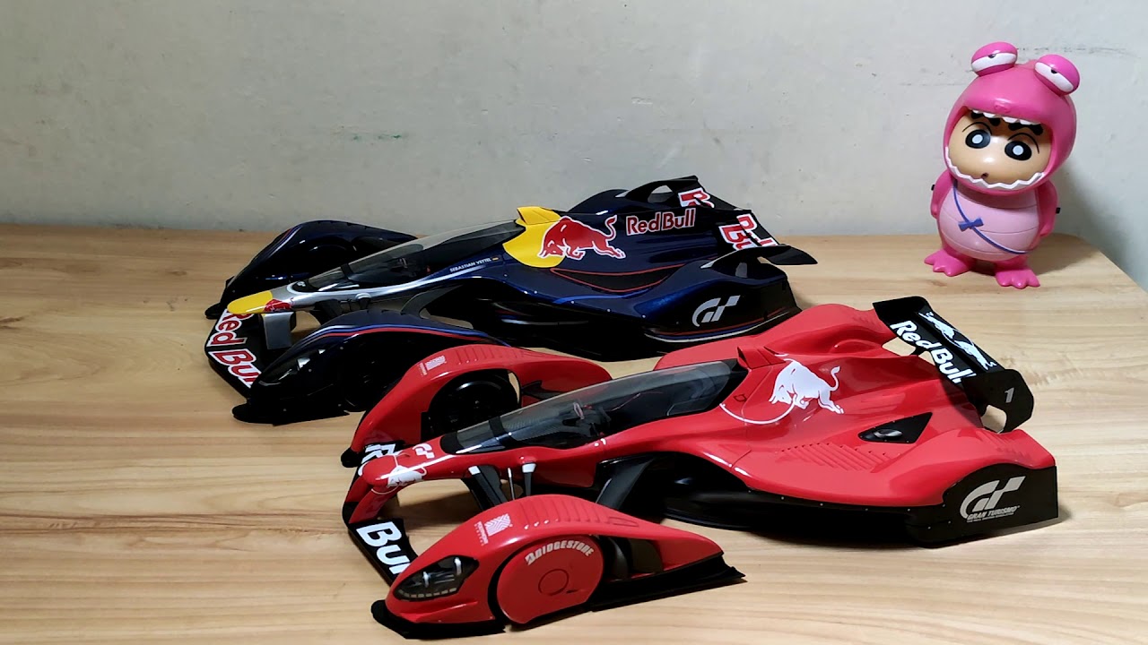 明人模玩 第16期 风扇外挂车 Autoart 红牛 X2010 X2014