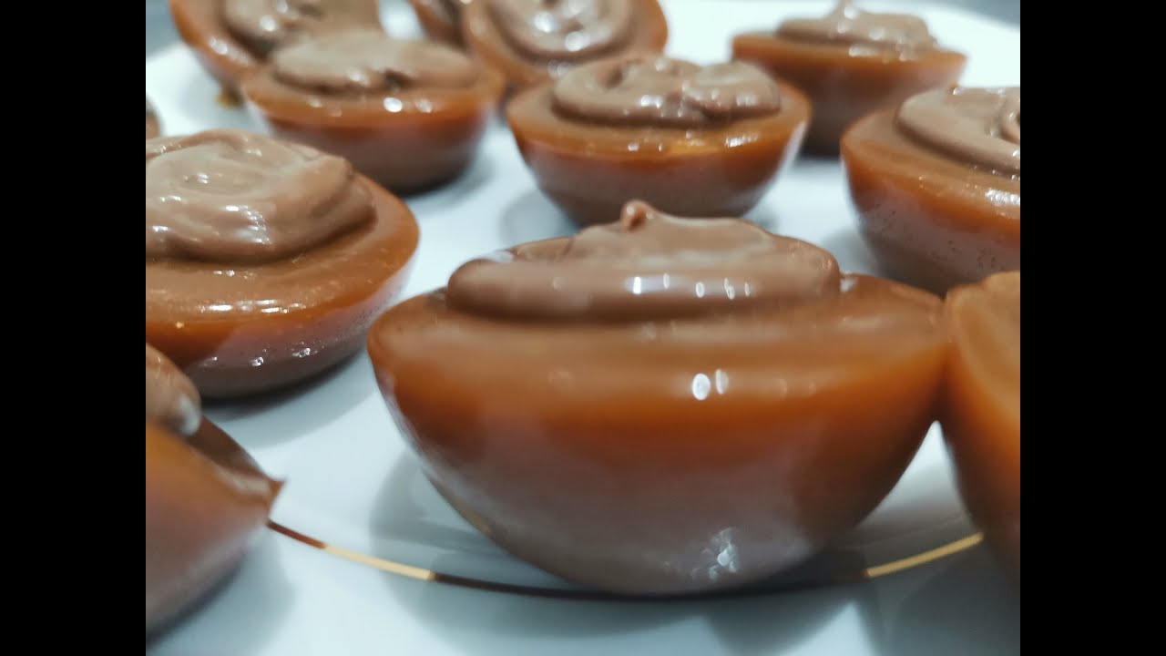 Toffifee orzech laskowy w karmelu i polany czekoladą - domowy przepis na bardzo słodki deser