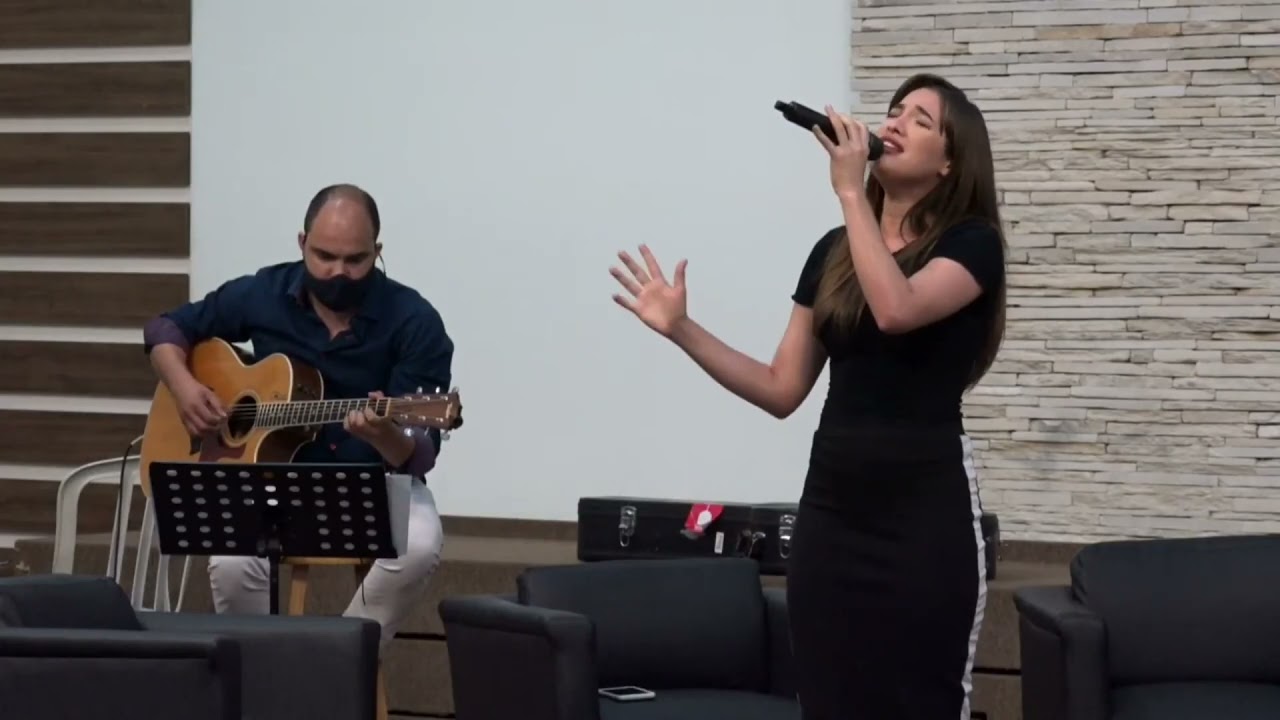 Adriele Santana - Além do Rio Azul