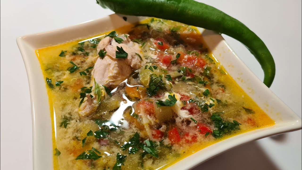 Ciorba de pasare cu castraveti murati  - surprinzator de delicioasa ce merita incercata macar o data