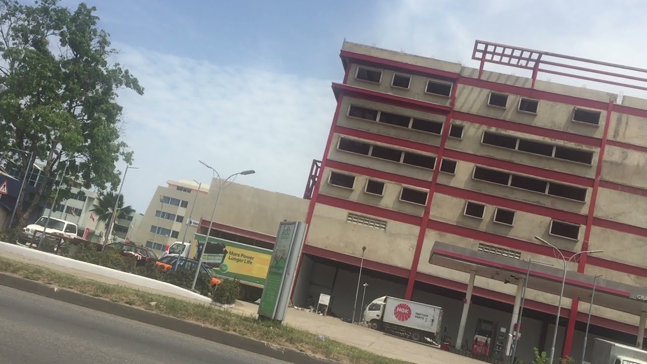 4K on iPhone ll walking around north industrial area of Accra Ghana 🇬🇭 #accraghana #iphonevlog