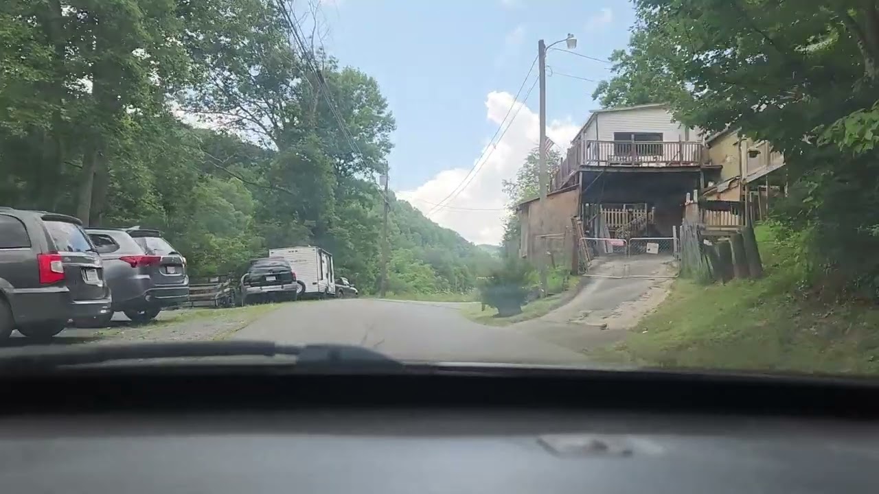 Driving Bulltail Hollow rd, Bridge to Nowhere, Bluefield WV