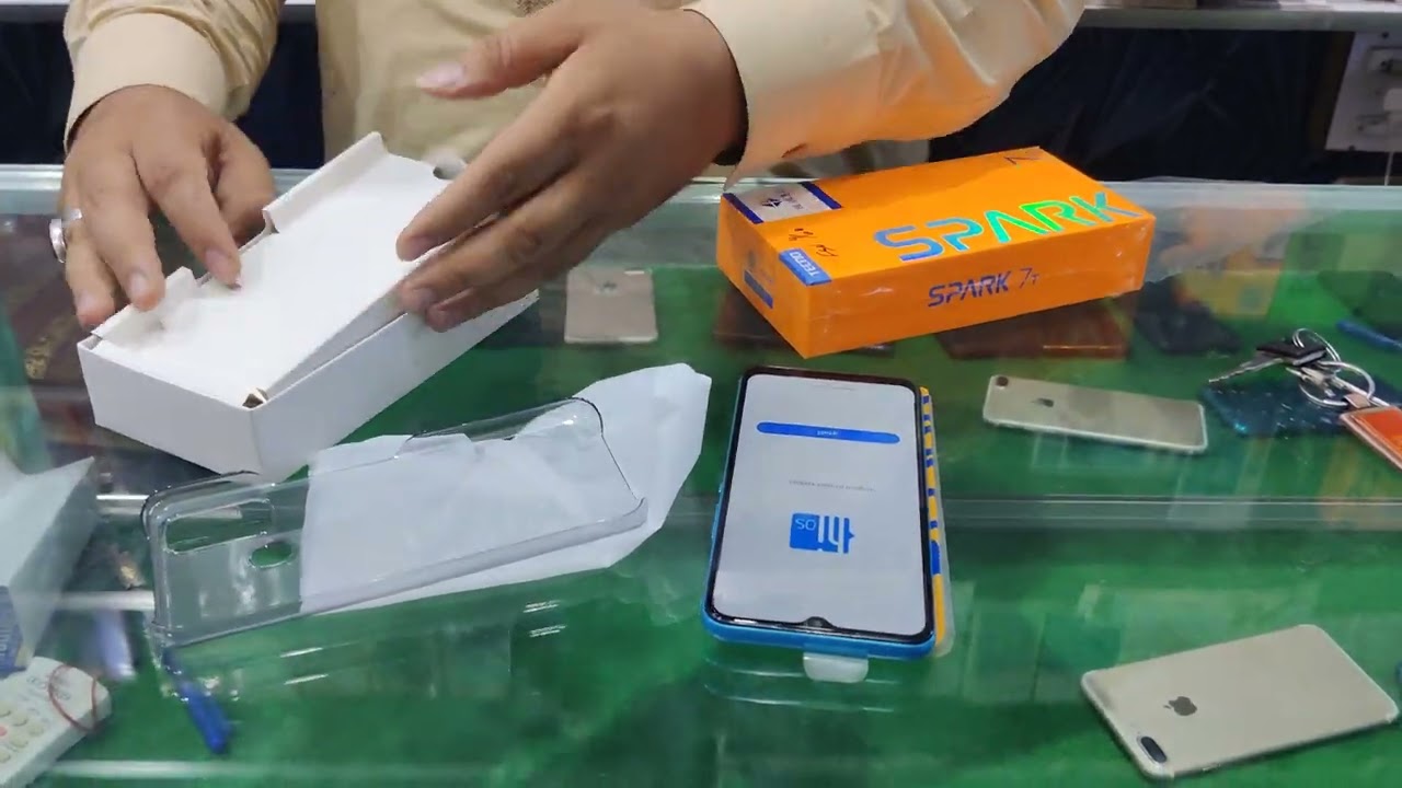 Tecno spark 7T 4GB 64GB unboxing #mobiles world sangla hill 03352796586