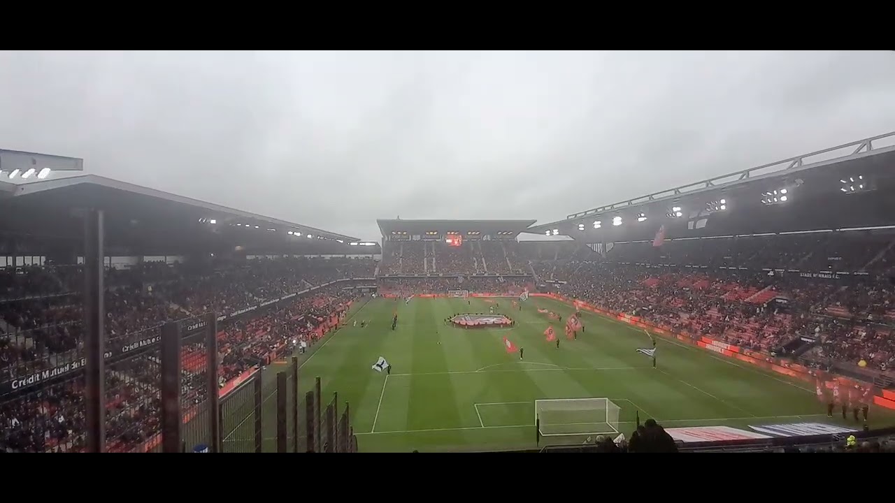 HYMNE BRETON aux STADE RENNAIS AVANT MATCH - Rennes vs Auxerre