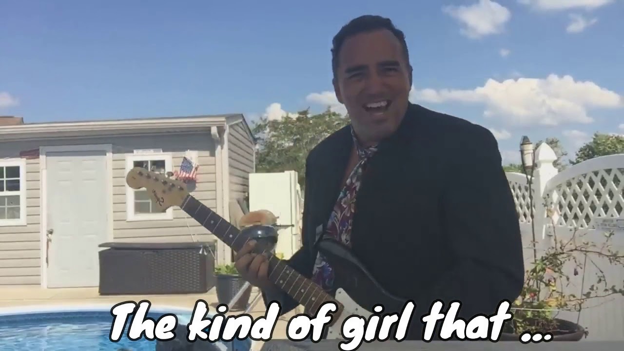 Live Music Video - Michael Hensen performs Summertime