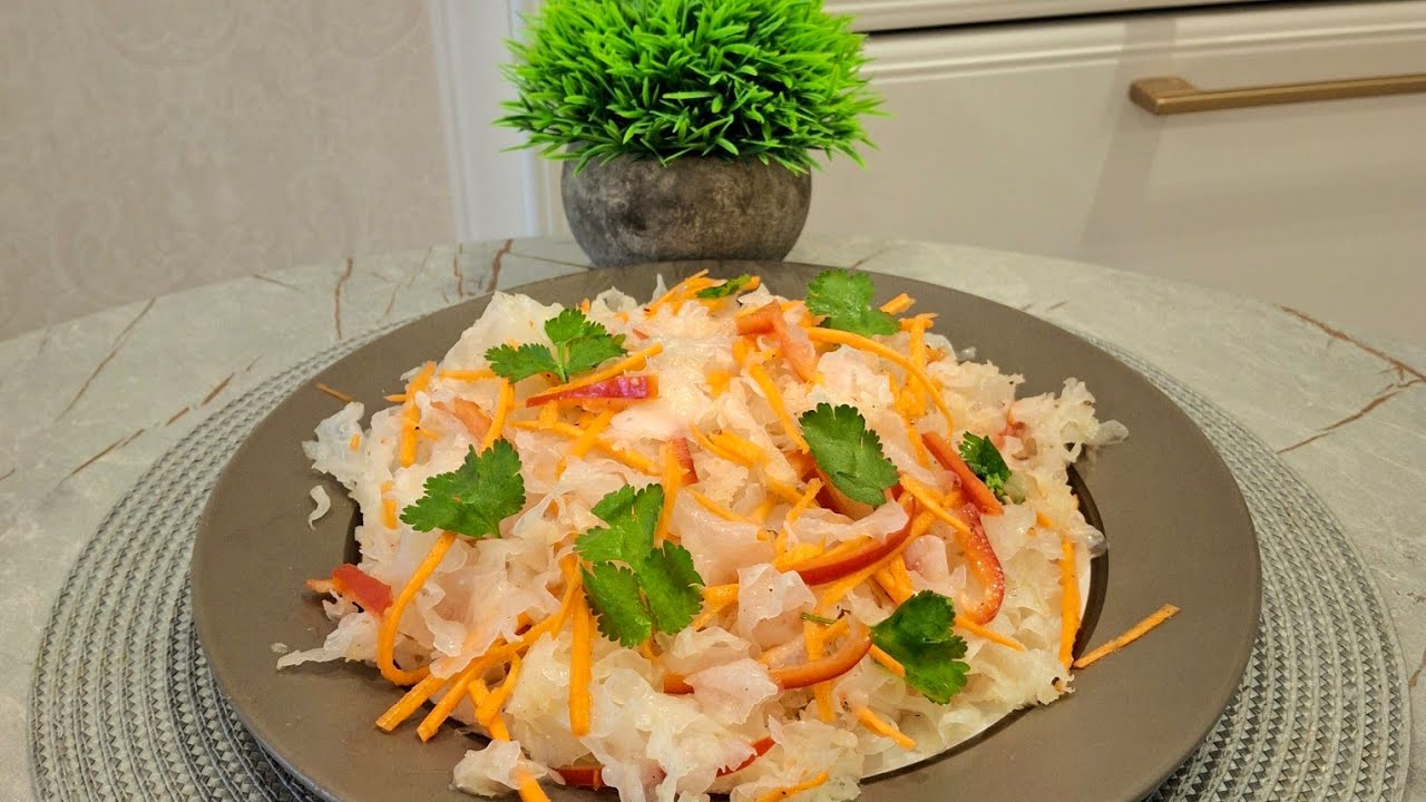 Салат из Караллового гриба. Вкусно и быстро #салат #youtube #рецепты #еда #youtubevideo #необычное