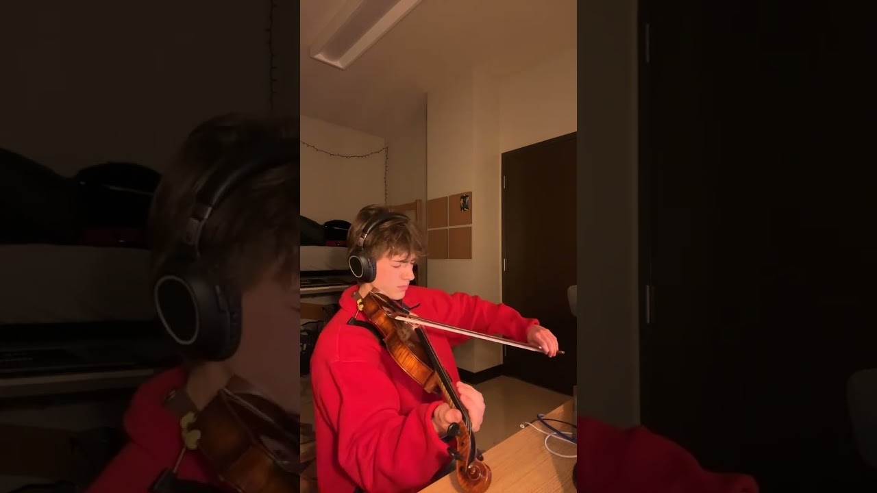 Violin 🤝 Rosalyn
