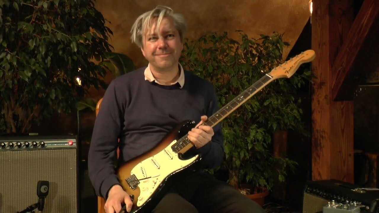 Fender Stratocaster 1971 4-hole presented by Tobias Hoffmann at Vintage Guitar Oldenburg