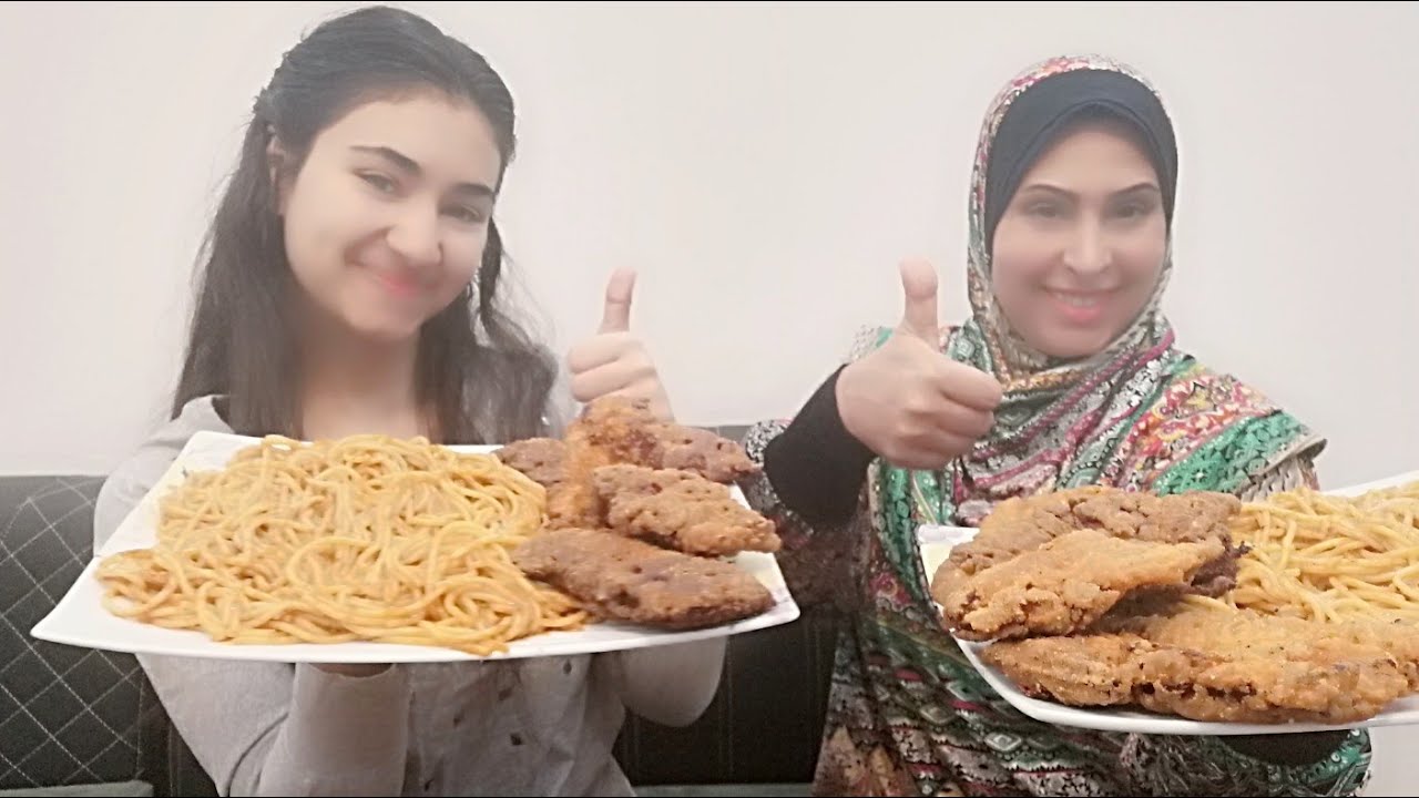 تحدى الاكل الحاااار 🌶🌶طبقين كبار اسباجتى و8قطع فراخ بانيه كله حااار 🌶والعقاب مسخره