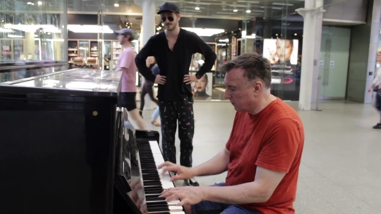 Careless Whisper by George Michael played on public piano