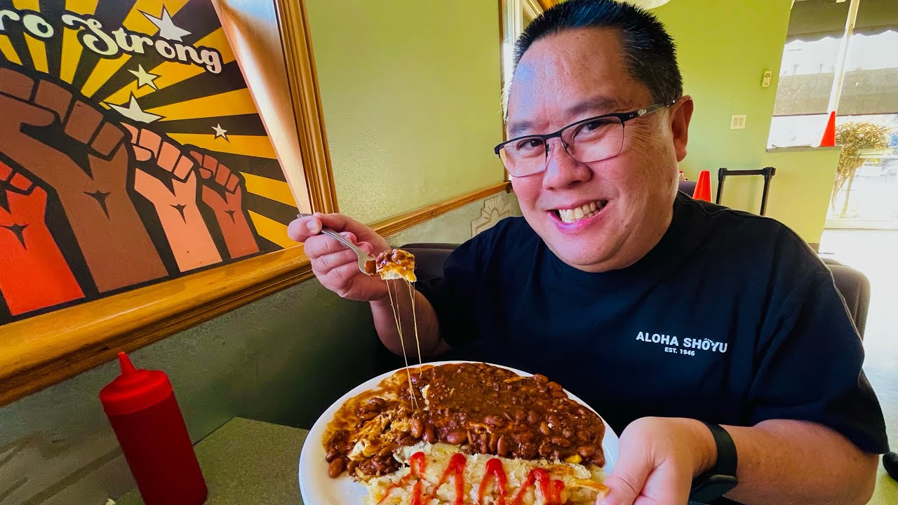 Hidden Gem Breakfast! | Omelette & Waffle Shop | San Pedro, CA