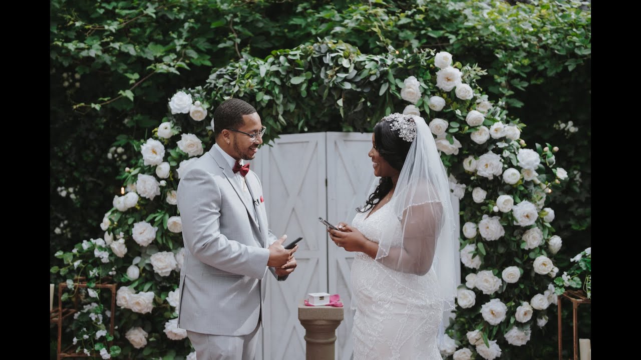 Ceremony in Manhattan Only Outdoor Wedding Chapel & Love Story in the park