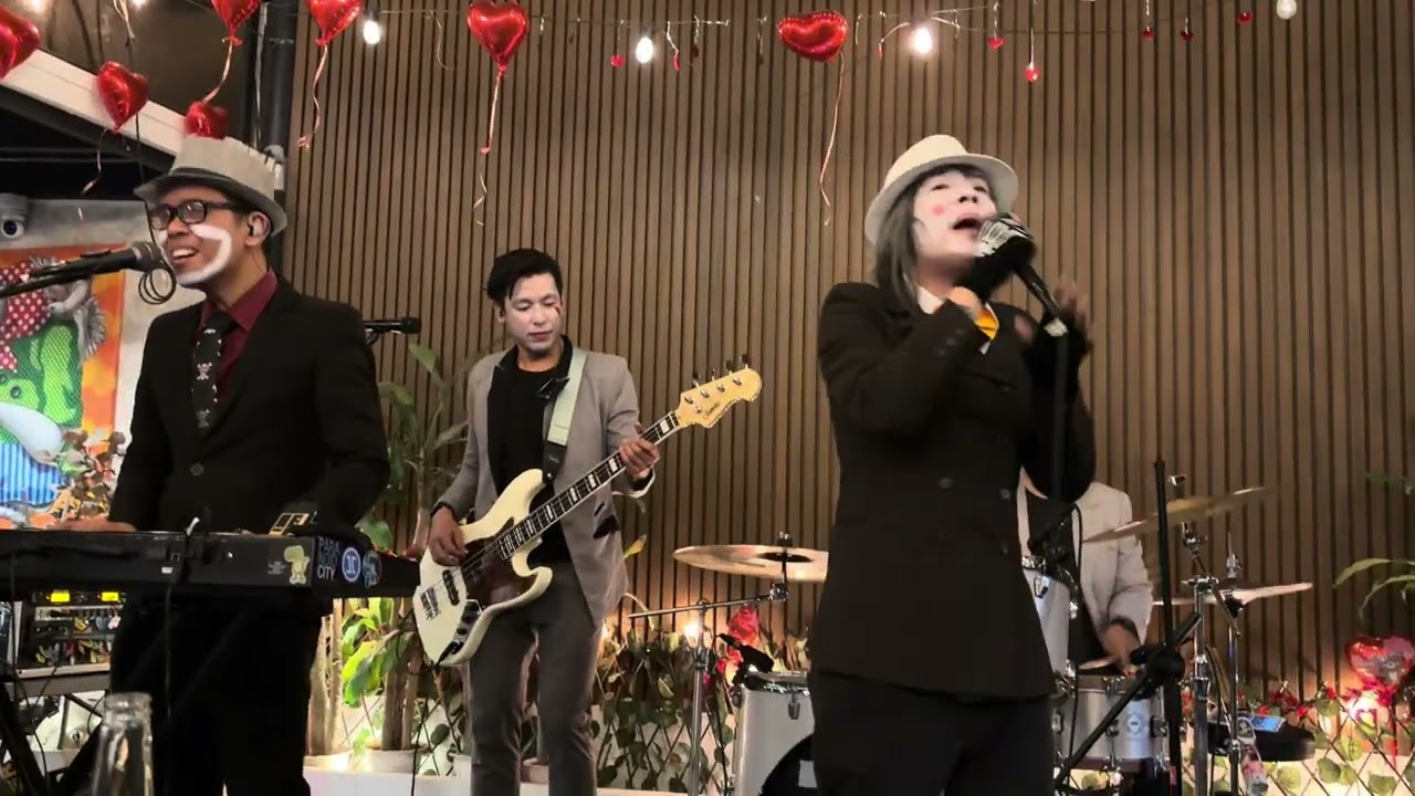 Stranded by Tanya Markova Live at Papsy’s HQ