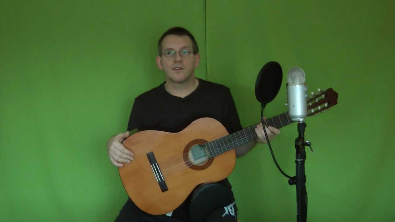 yamaha C40 classical guitar review. Best guitar in the  world! For  beginners.