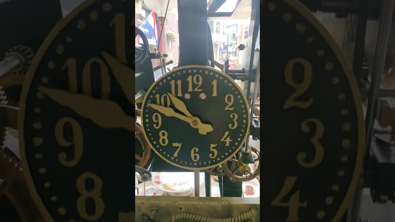 Torenuurwerk te koop