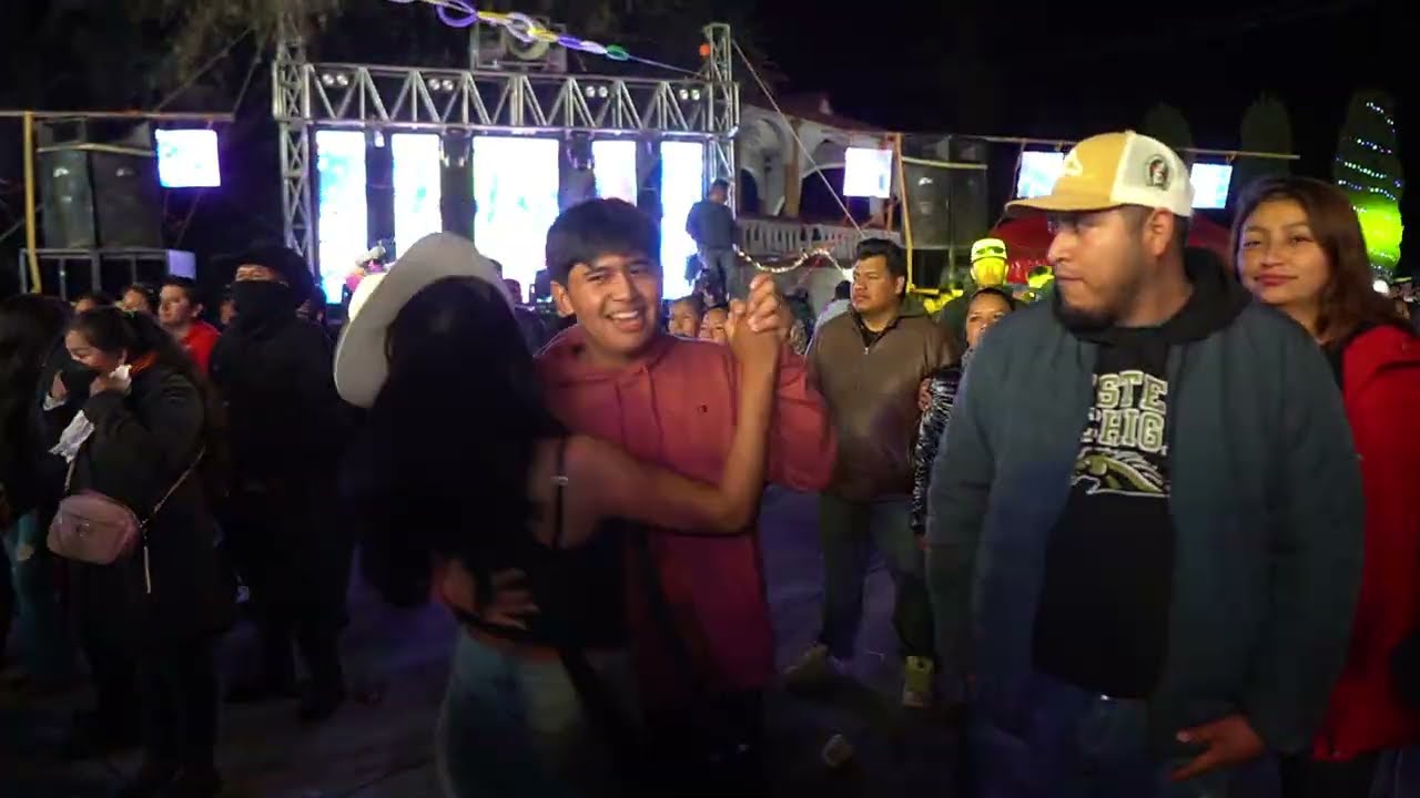 Auténticos de Hidalgo, La Super Emboskada y Dj Javi Mix en la Posada Barrio 18 Boxaxni San Salvador