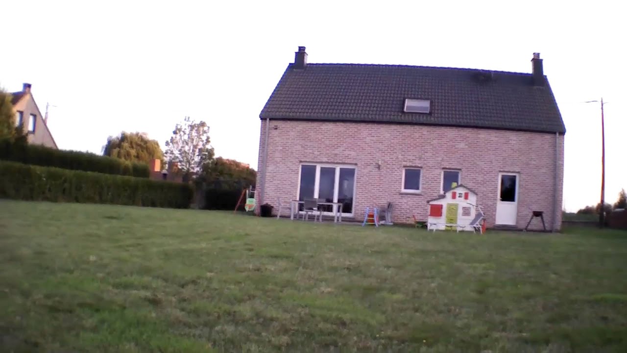 Vol d'essai AR.Drone 2.0. Parrot new wi-fi quadricopter  
