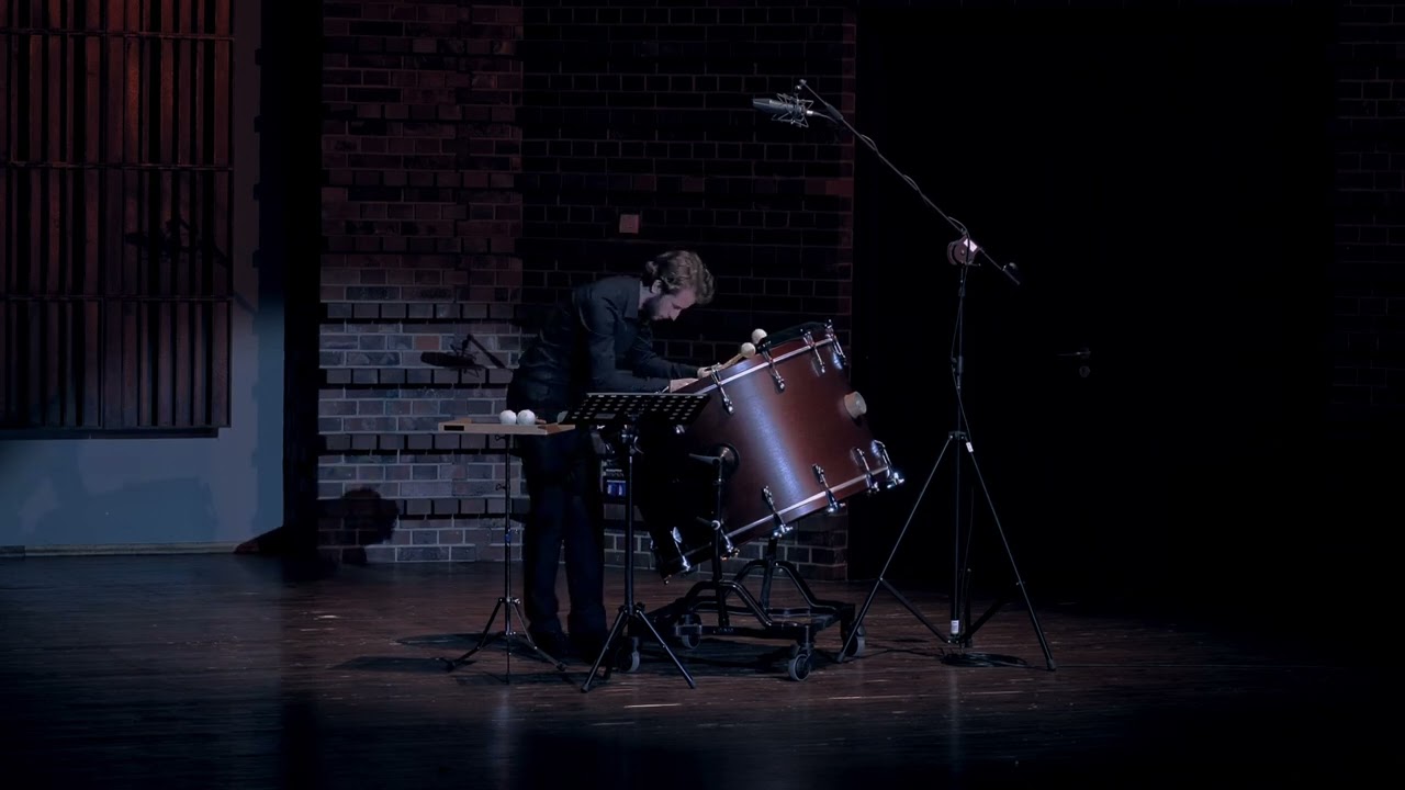 3 Etudes for grancassa / snare drum solo – Jan Paweł Przegendza