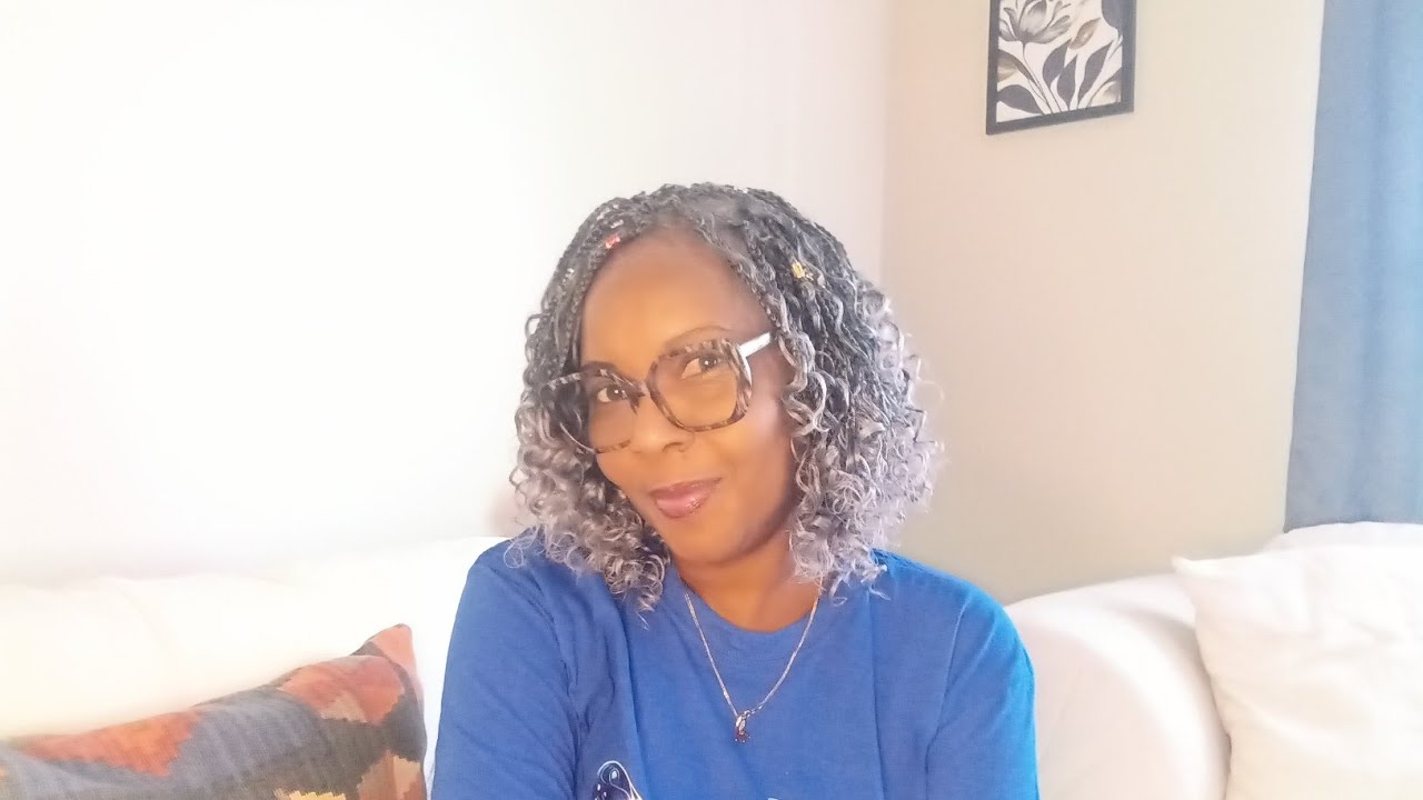 Come Let's Chit Chats A Little Bit😊