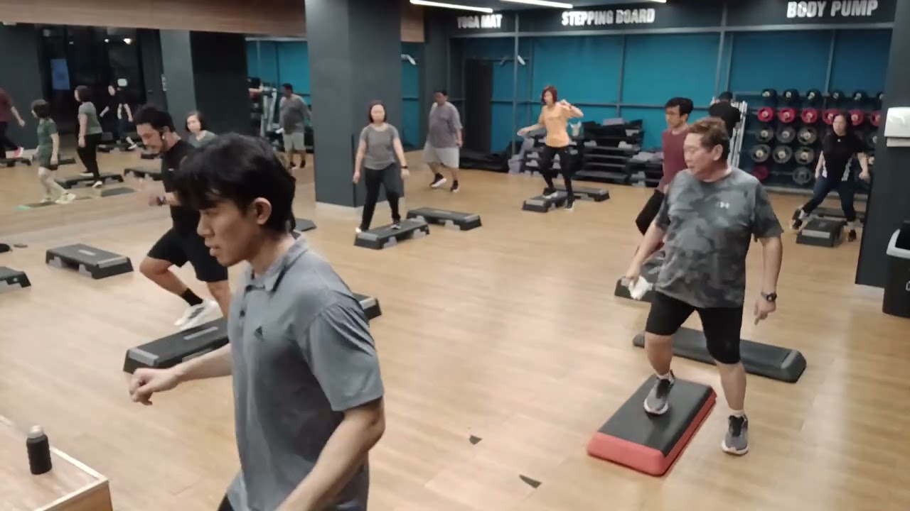 Step Aerobic.kru.tom