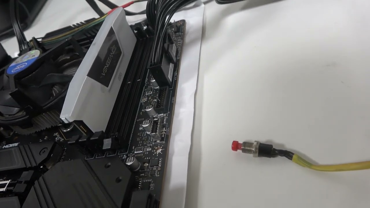 How To Install RAM In MSI Z790 Tomahawk WIFI