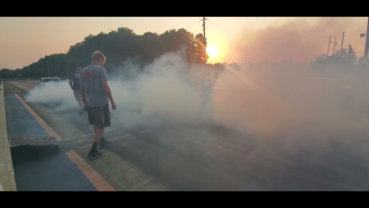 SRC Falcon vs Big Red Montecarlo @ Pacemakers Dragway Park