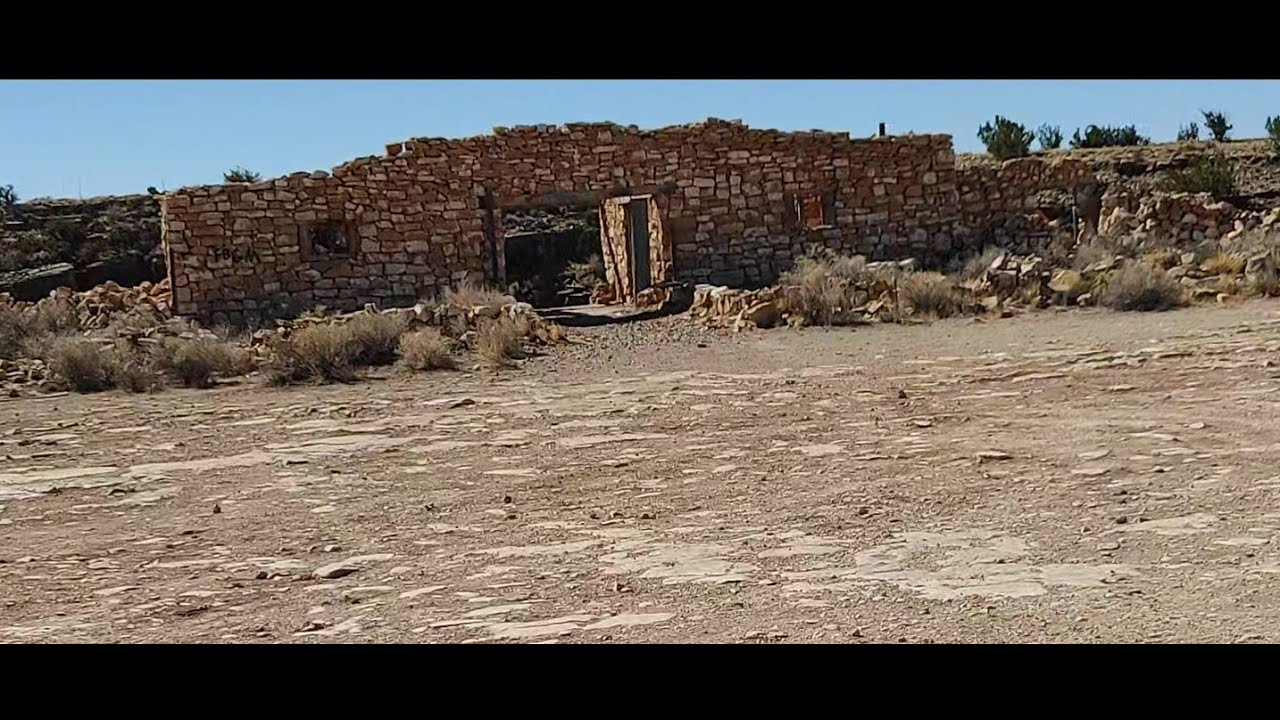 The little town west of Two Guns